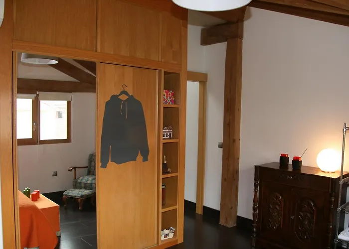 Casa Rural Velliza Kır Evi